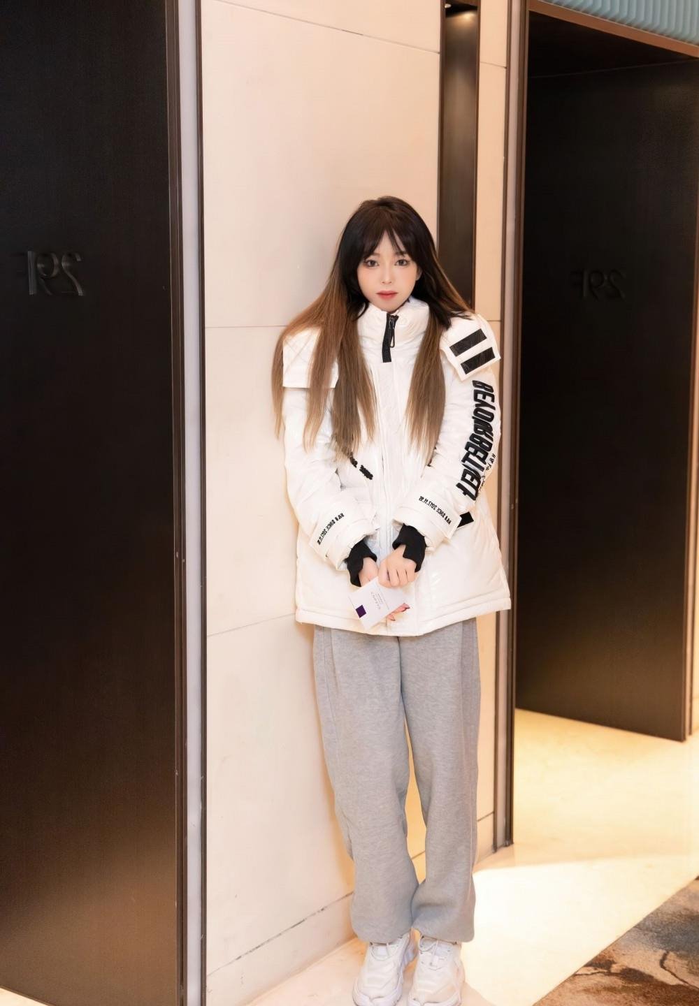 �ѿɰ����к���c�޶���Ѹ������