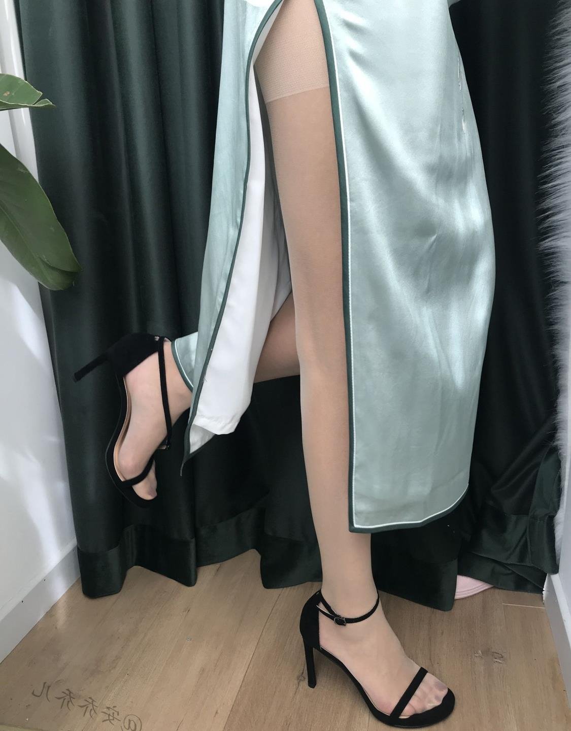 美女不遮阴迅雷下载
