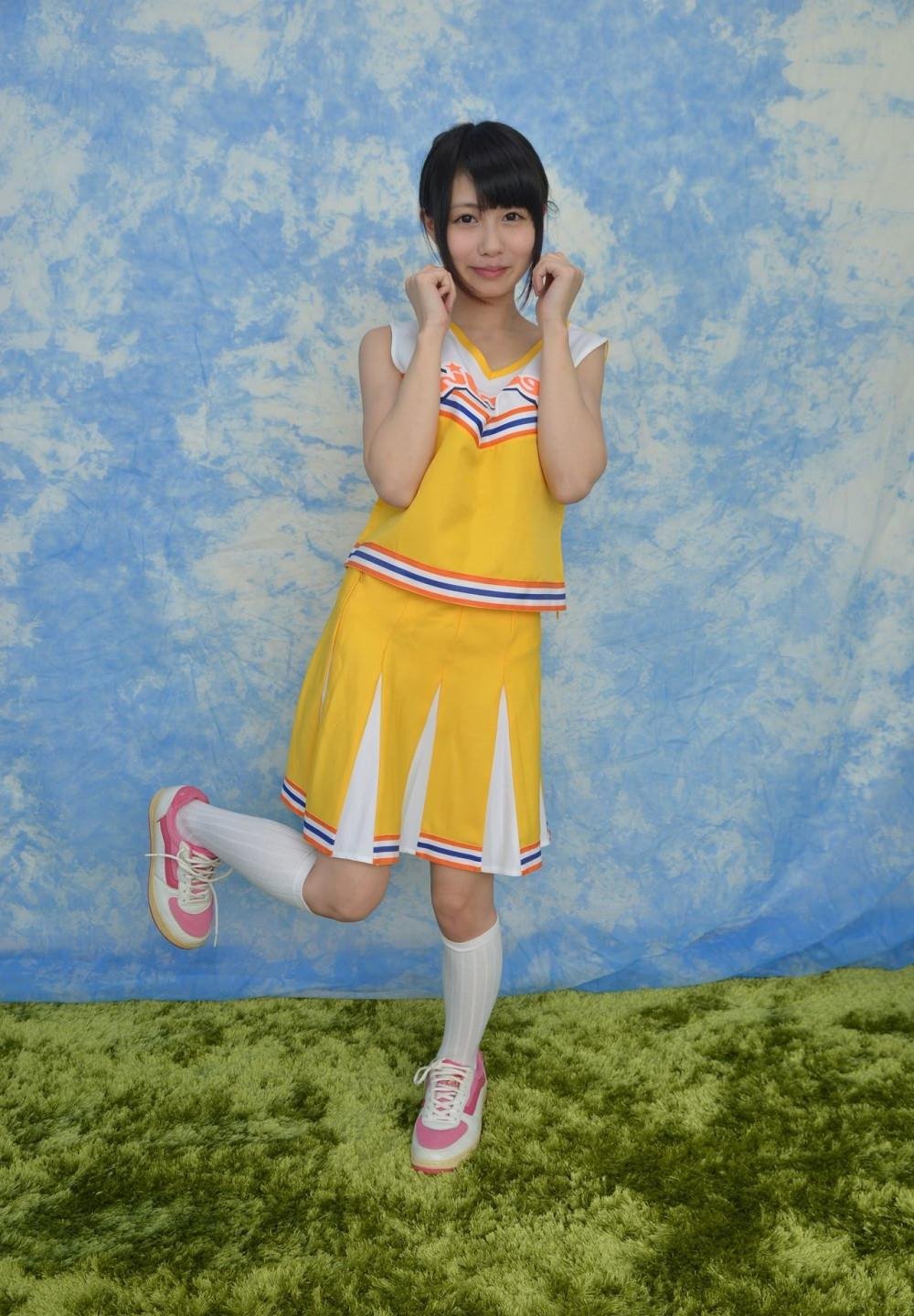 ����һ��H��������������ƵѸ������