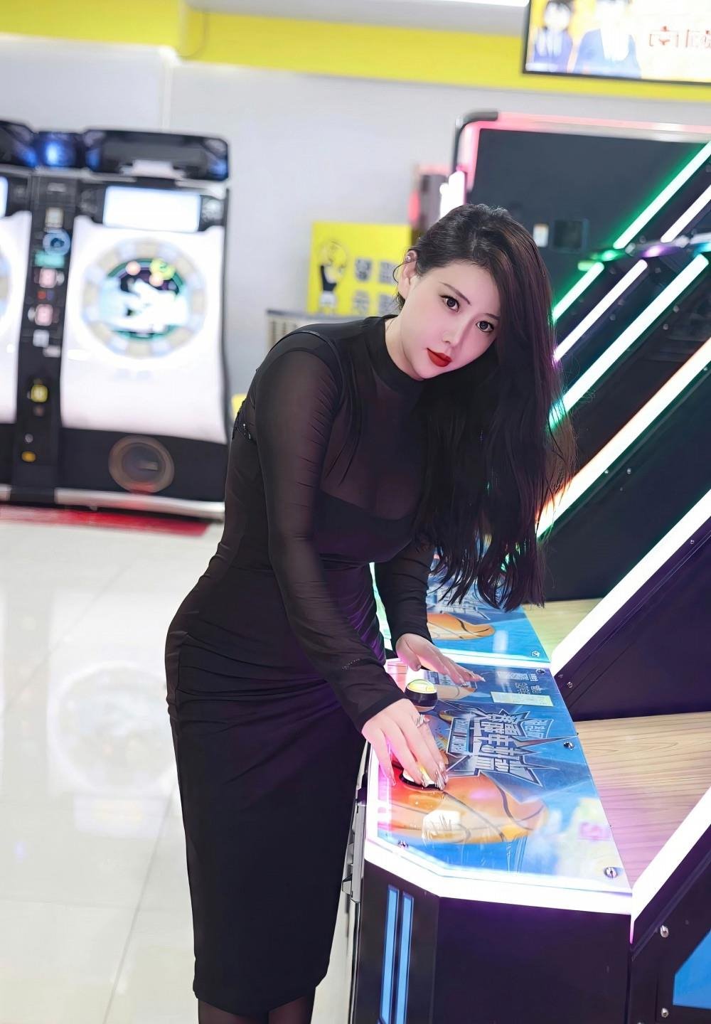 ���ӽ�βѸ������