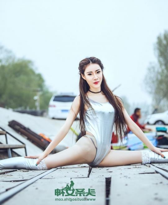 ���ڶ���ӰѸ������Ѹ������