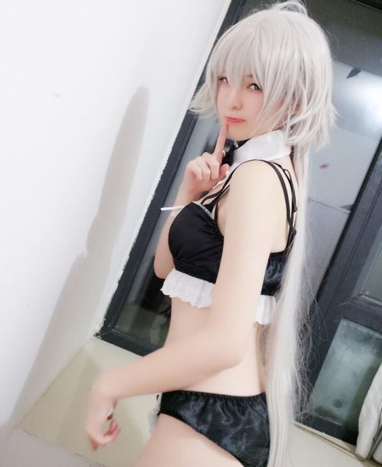 �Ծ���ɫ����ǽѸ������