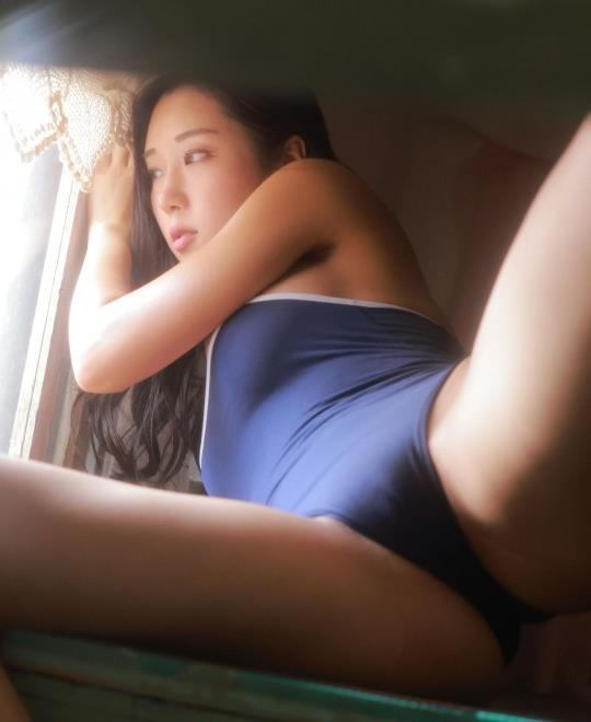 变成黑皮辣妹后跟朋友做了无增删翻译