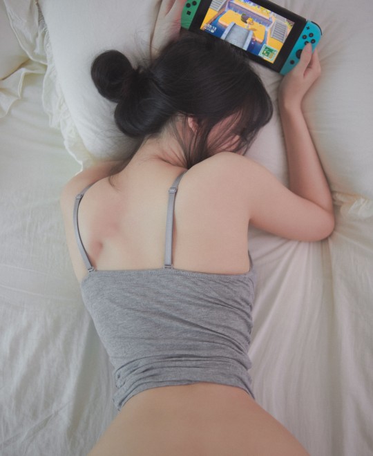 �����������鲻ͣ����AƬС��ƵѸ������